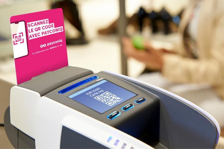 A consumer will be able to pay for his or her purchases in a Luxembourg shop using the Payconiq application. Worldline, the "traditional" payment terminal, is already in the hands of a very large number of retailers. (Photo: Payconiq)