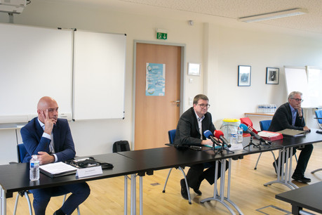 Steve Schmitz, David Lentz et Claude Weis exposent une réalité que beaucoup ne veulent pas voir: au Luxembourg aussi, des hommes de tous âges regardent et transfèrent des vidéos et photos pornographiques mettant en scène des mineurs. (Photo: Matic Zorman / Maison Moderne)
