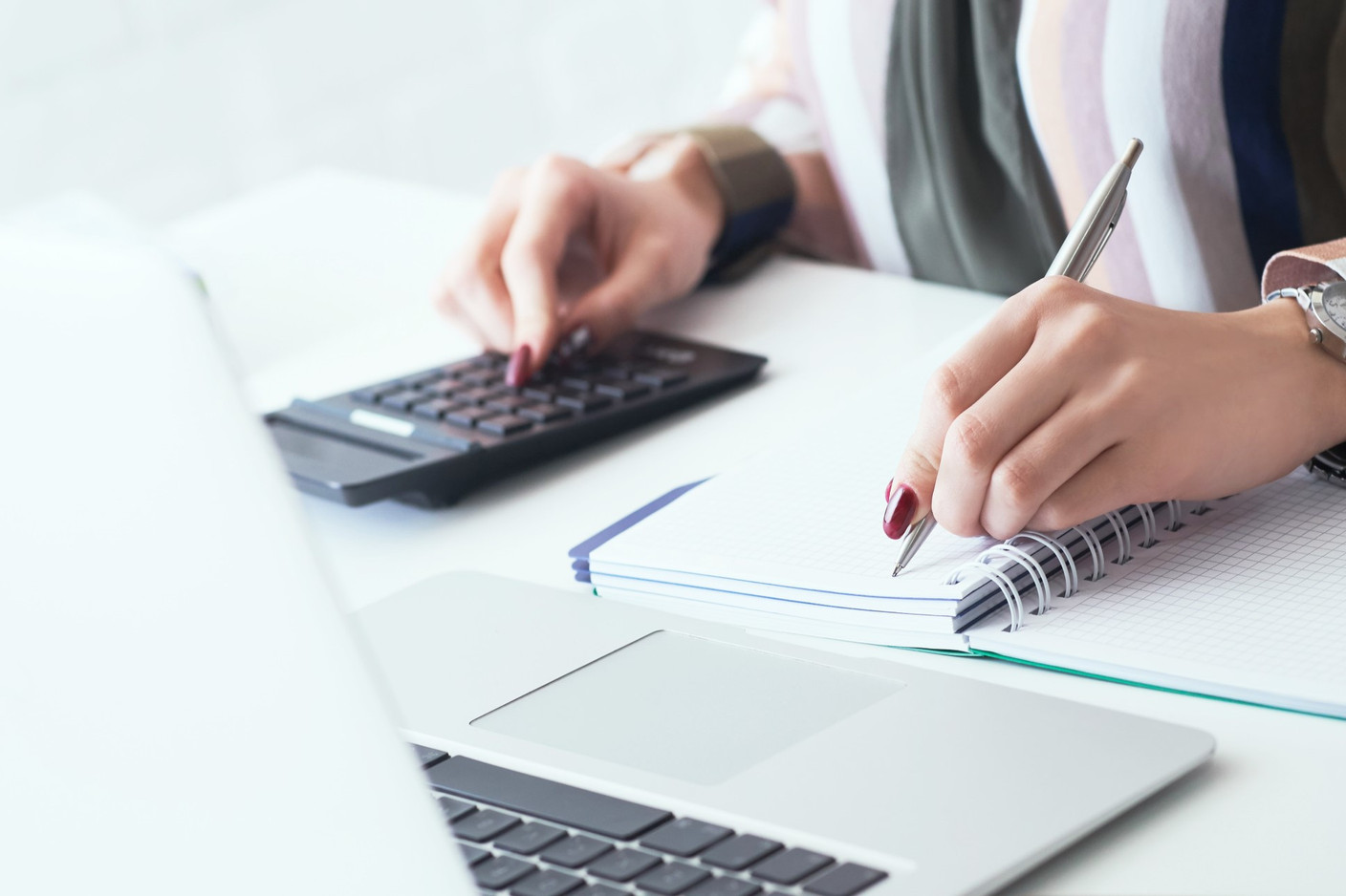 Before signing, do a personal loan simulation to find the most advantageous solution for your projects. @Crefilux