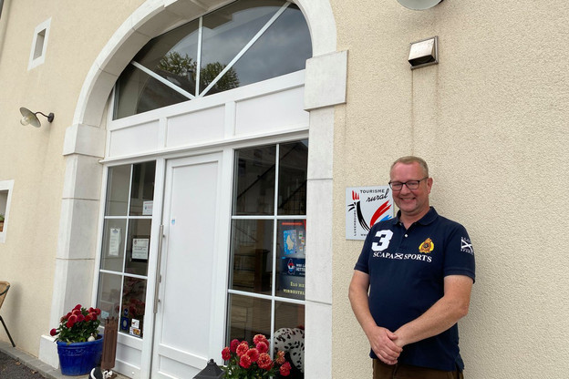 Mike Ries est allé au bout de l’idée de sa fille. Et la ferme de 1799 est devenue un ranch, avec ses écuries, son salon et même son Western Store. Les réservations s’y arrachent. Mais pas au colt. (Photo: Paperjam)