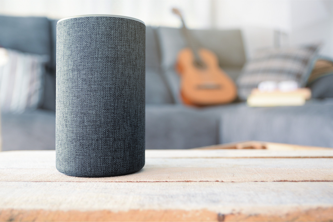 Amazon a annoncé  l’arrivée d’une nouvelle commande vocale permettant d’effacer facilement l’historique des demandes faites dans la journée à Alexa. (Photo: Shutterstock)