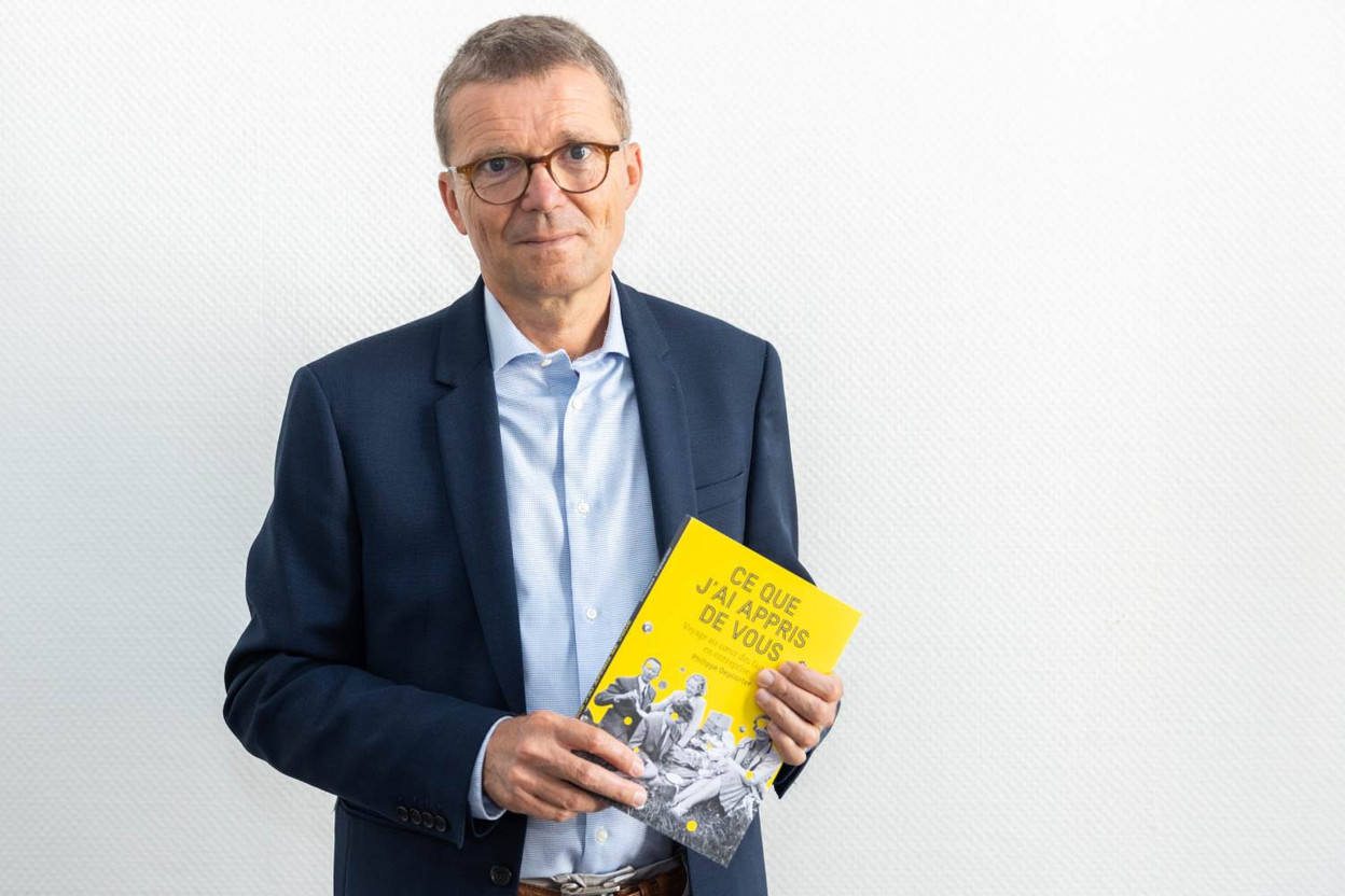 After 36 years with Banque de Luxembourg, fifteen of which were spent working with families on succession issues, Philippe Depoorter is handing over the reins to Anne Goedert. He’s turning over a new leaf, with a new book that was published at the end of June. Photo: Romain Gamba/Maison Moderne