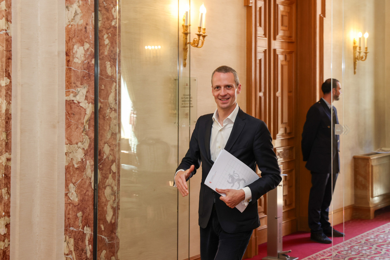 Environment minister Serge Wilmes says the number of photovoltaic installations commissioned in 2019 was 769 units, and 9,674 in 2024, an increase of 1,158%.  Library photo: Romain Gamba