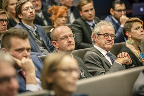 2016_11_09-oxford-debate-52.jpg
