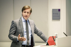 2016_11_09-oxford-debate-56.jpg