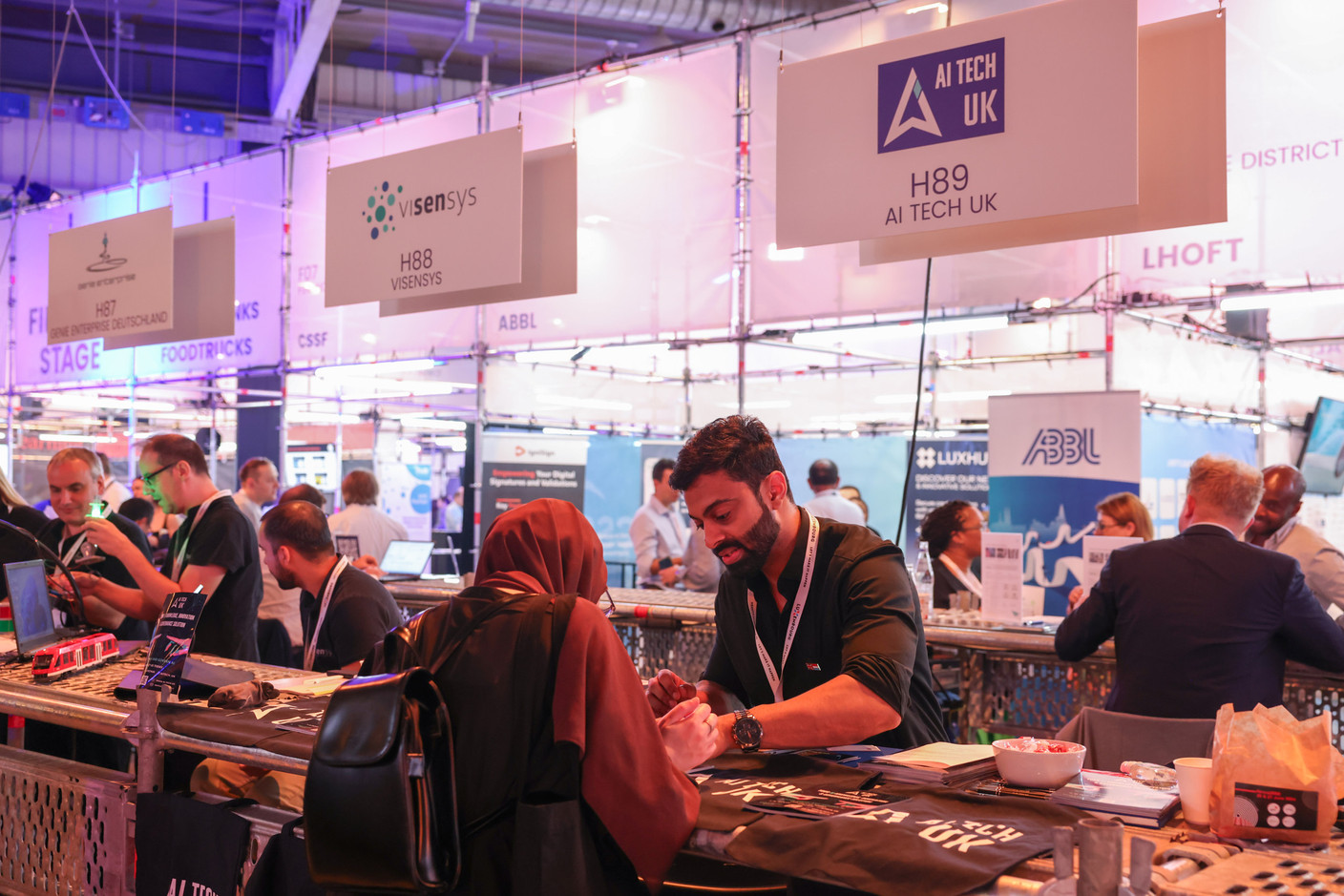 AI Tech UK was among the 100 startups represented at The Hive. Photos: Eva Krins, Marie Russillo and Romain Gamba