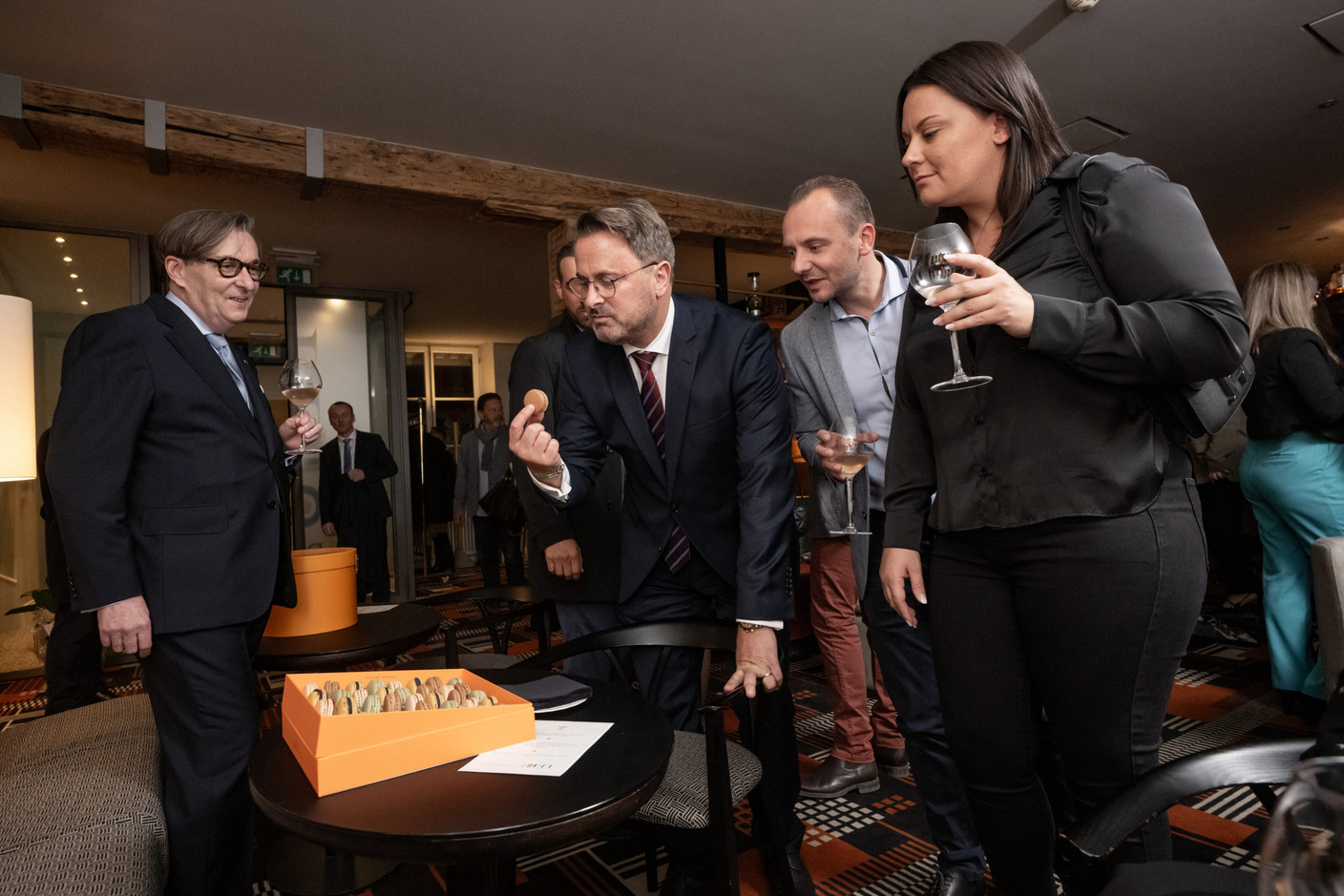 Michel Grevesse-Sovet (Maison Moderne) et Xavier Bettel (ministre des Affaires étrangères). (Photo: Nader Ghavami)