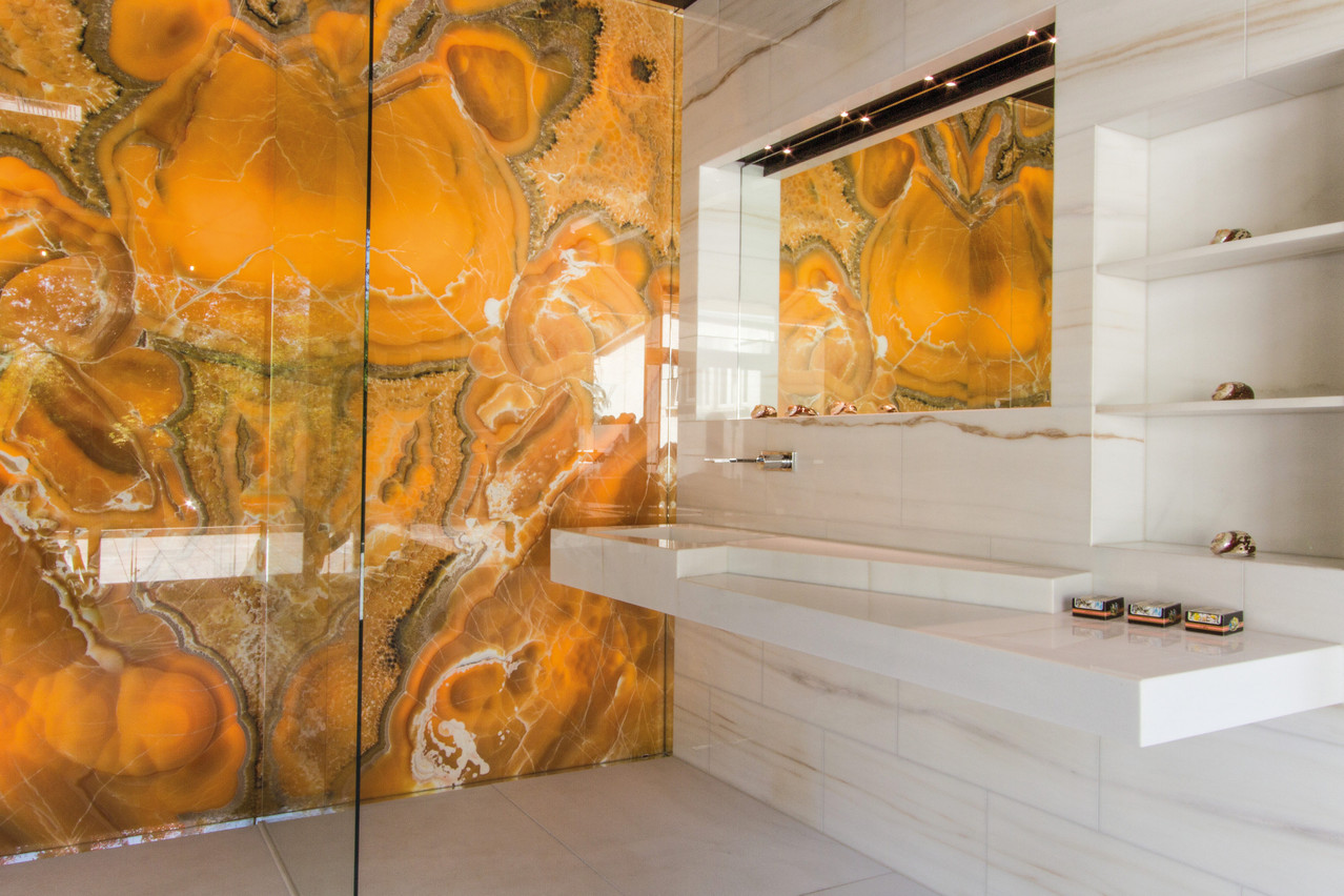 Ambiance en pierre naturelle au showroom chez Lampertz Stone Designer à Walferdange. (Photo: Lampertz Stone Designer)