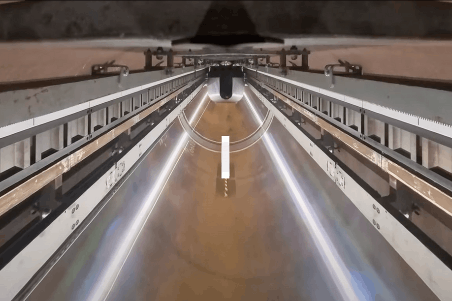 The Hyperloop transport capsule in a "vacuum" tube covered its first 200 metres at the beginning of September, a launch that shows how the Benelux (and European) project is no longer just science fiction. Screenshot: Hardt Hyperloop/Youtube
