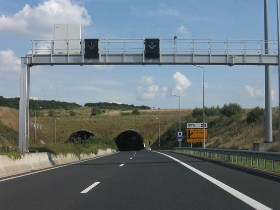 Le tunnel de l’A13 flashe à vive allure. (Photo: Wikipedia/Michiel1972, Creative Commons)