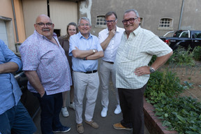 The LSAP’s Guy Altmeisch (l.) in Differdange, where the party came out on top. Next to him is the CSV’s Tom Ulveling, 11 June 2023. Photo: Guy Wolff