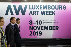 Sam Tanson (Ministre de la Culture), S.A.R. le Grand-Duc Henri et Alex Reding (Directeur de Luxembourg Art Week) (Photo: Mike Zenari)