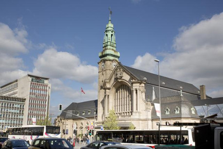 Les bus circulant depuis la place de la Gare vers le centre-ville sont déviés par l’avenue de la Gare et la rue Jean Origer, pour ensuite rejoindre leur itinéraire initial au niveau de la place de Paris. (Photo: Maison Moderne/Archives)