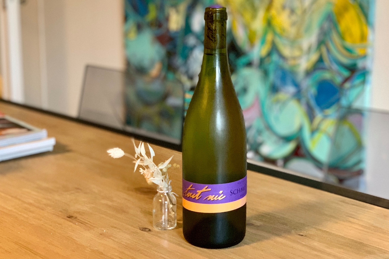Le «Tout nü» est le premier vin nature luxembourgeois très tentant, produit par la maison viticole Schmit-Fohl à Ahn.  (Photo: Maison Moderne)