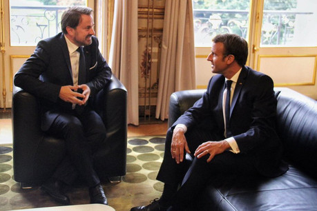 «Le Luxembourg et la France partagent un grand nombre de priorités européennes. La protection de notre planète, le futur budget de l’Union européenne et le marché unique numérique étaient quelques-uns des sujets abordés», a tweeté Xavier Bettel à la sortie de sa rencontre avec Emmanuel Macron. (Photo: Twitter/@Xavier_Bettel)