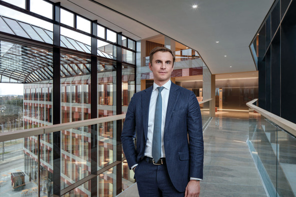 “The auditor does not just check the valuation figures—it also checks who gets their money back and when,” said EY’s Laurent Capolaghi in an interview on 3 August 2026.  Photo: EY