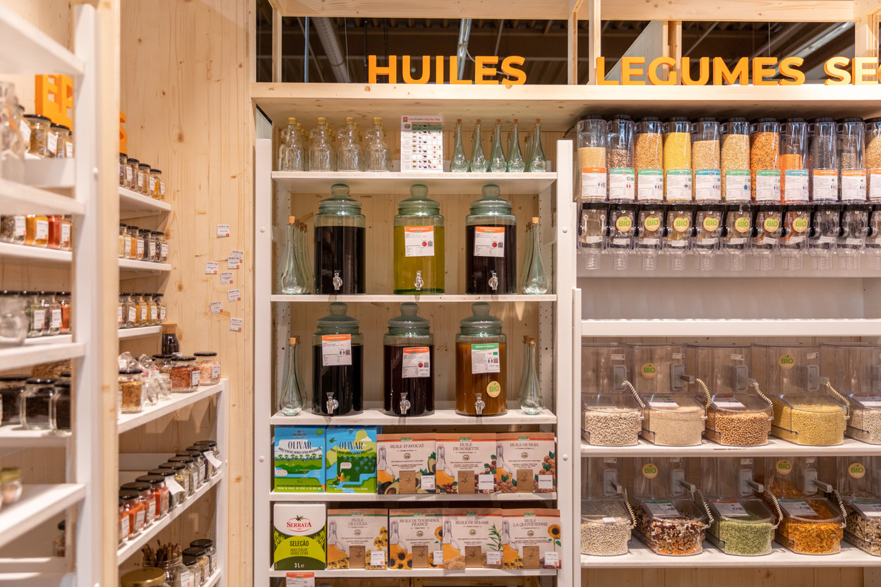 La gamme comporte 750 références, bio ou non, mais à chaque fois vendues en vrac. (Photo: Romain Gamba/Maison Moderne)
