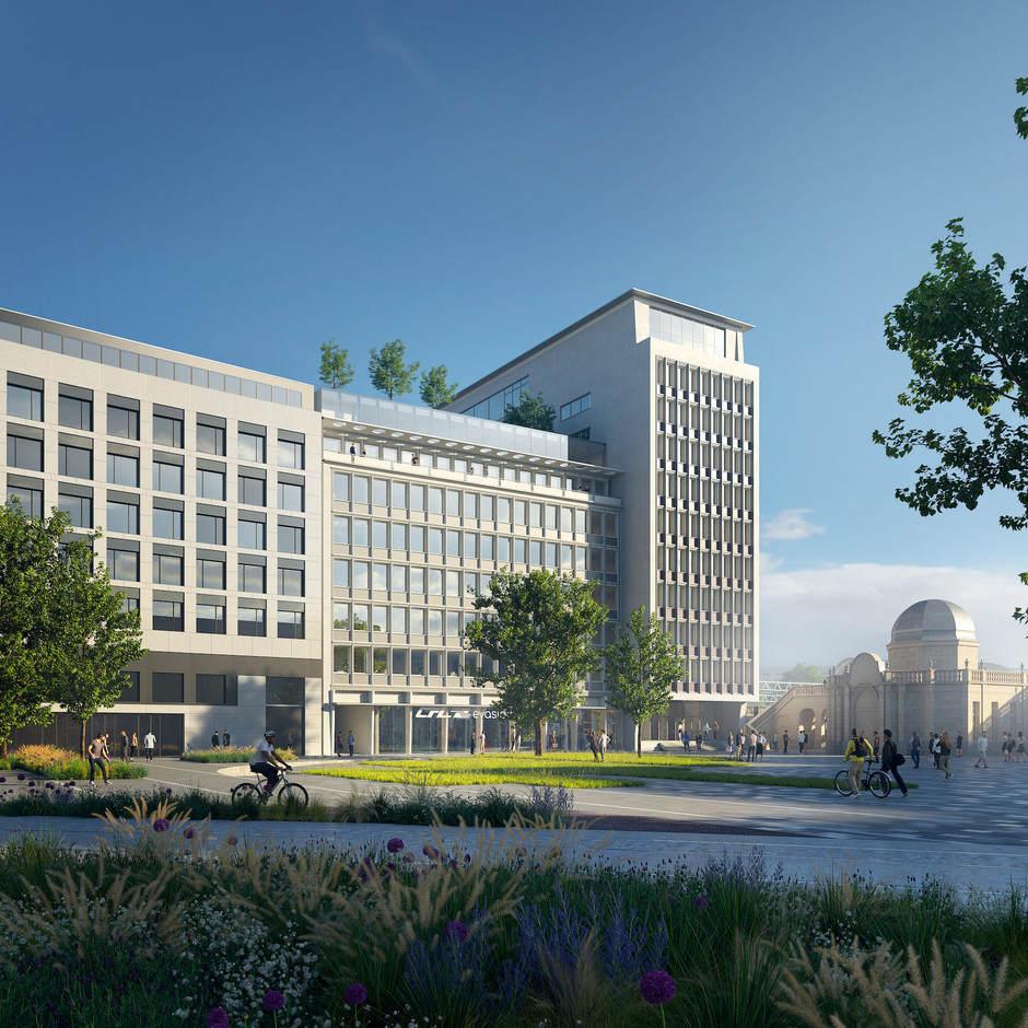 Sur la place de la Gare, le bâtiment historique est restauré et mis en valeur. (Illustration : Vize)
