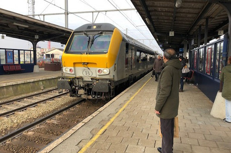 Créer un vaste parking à Arlon sans pouvoir augmenter la vitesse et la fréquence des trains: pour le ministre fédéral belge de la Mobilité, c’est une ineptie. (Photo: Maison Moderne/archives)