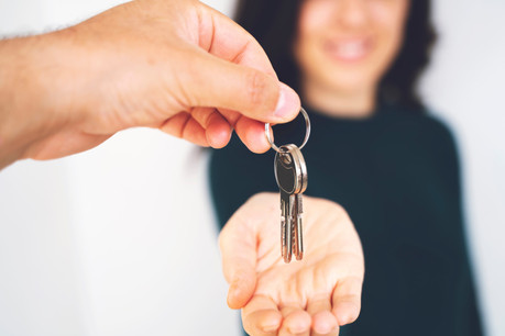 La réduction des frais de trois (voire quatre) mois à deux mois pourrait se traduire par une hausse des loyers afin que les loueurs prennent des garanties, redoute la Chambre de commerce. (Photo: Shutterstock)