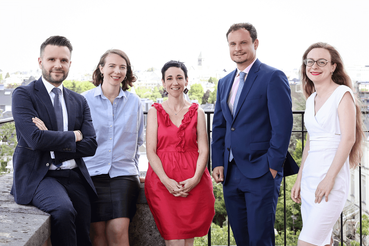 De gauche à droite ; Michel Marques Pereira (Partner), Anaïs Sohler (Counsel), Stéphanie Pautot (Partner), Thomas Göricke (Partner) et Milène Drweski (Counsel)  (Photo : Elvinger Hoss Prussen)