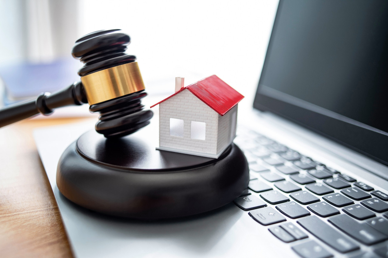 Real estate investment funds have grown both in volume and share of the EU real estate market over the last decade. With this growth, the share of risk has also increased due to its intrinsic illiquid nature and the systemic risk it poses if investment sentiment sours. Photo: Shutterstock