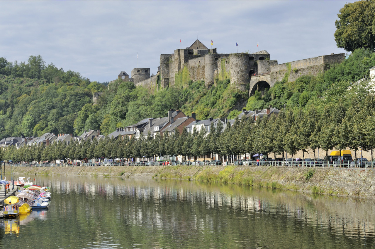 Parmi les endroits à découvrir avec un tarif préférentiel: Bouillon et son magnifique château, dit de Godefroid. (Photo: Shutterstock)