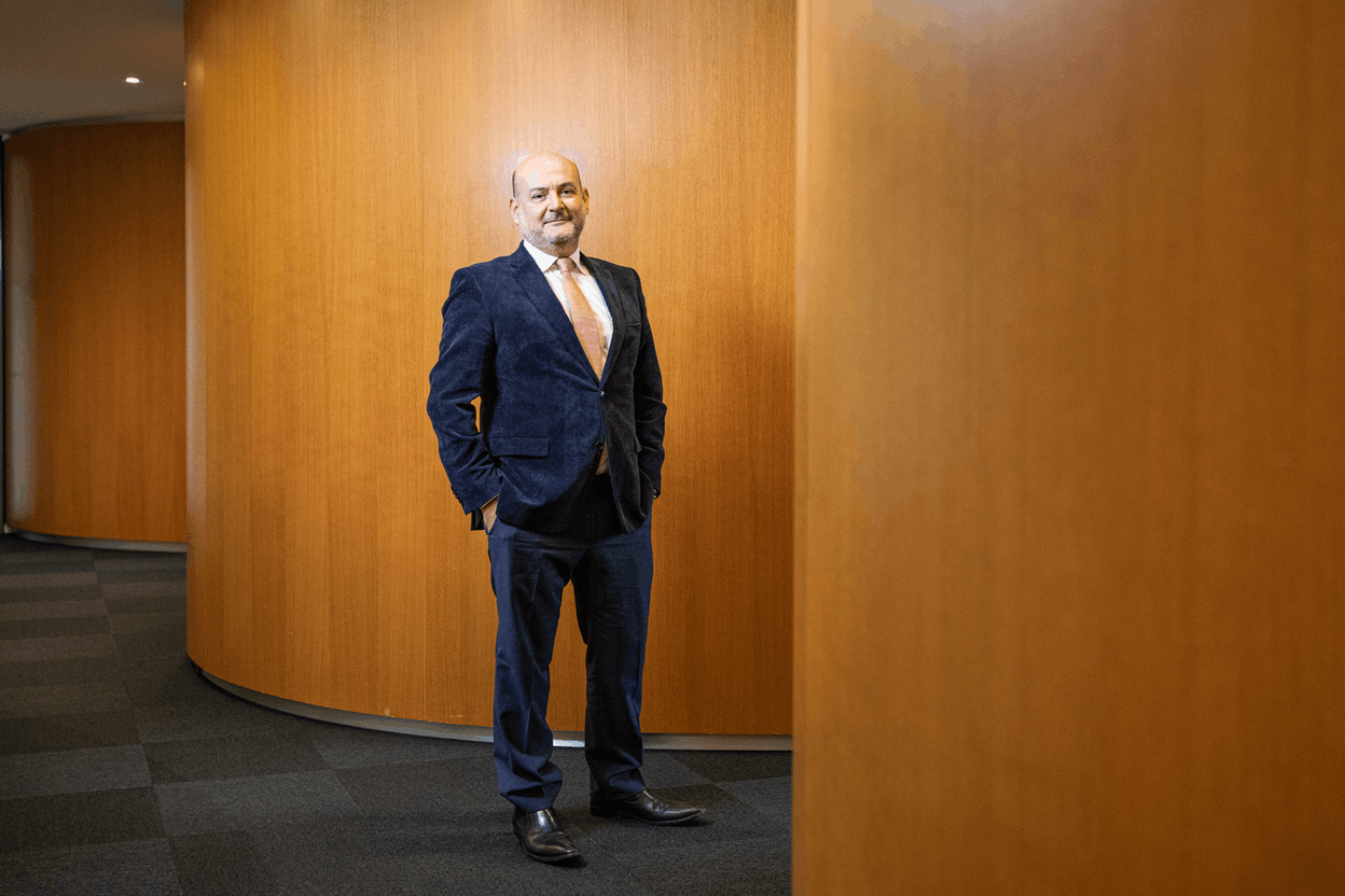 Antonio Corpas, CEO de OneLife, présente une offre d’investissements à la fois diversifiée et différenciante pour une personnalisation totale Crédit photos : Eva Krins, Maison Moderne