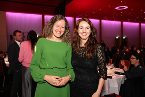 Petra Besson-Fencikova (Société Générale), left, at the 2023 Finance Awards, which took place on Tuesday 21 November 2023 at Casino 2000 in Mondorf. Photo: Eva Krins and Marie Russillo/Maison Moderne