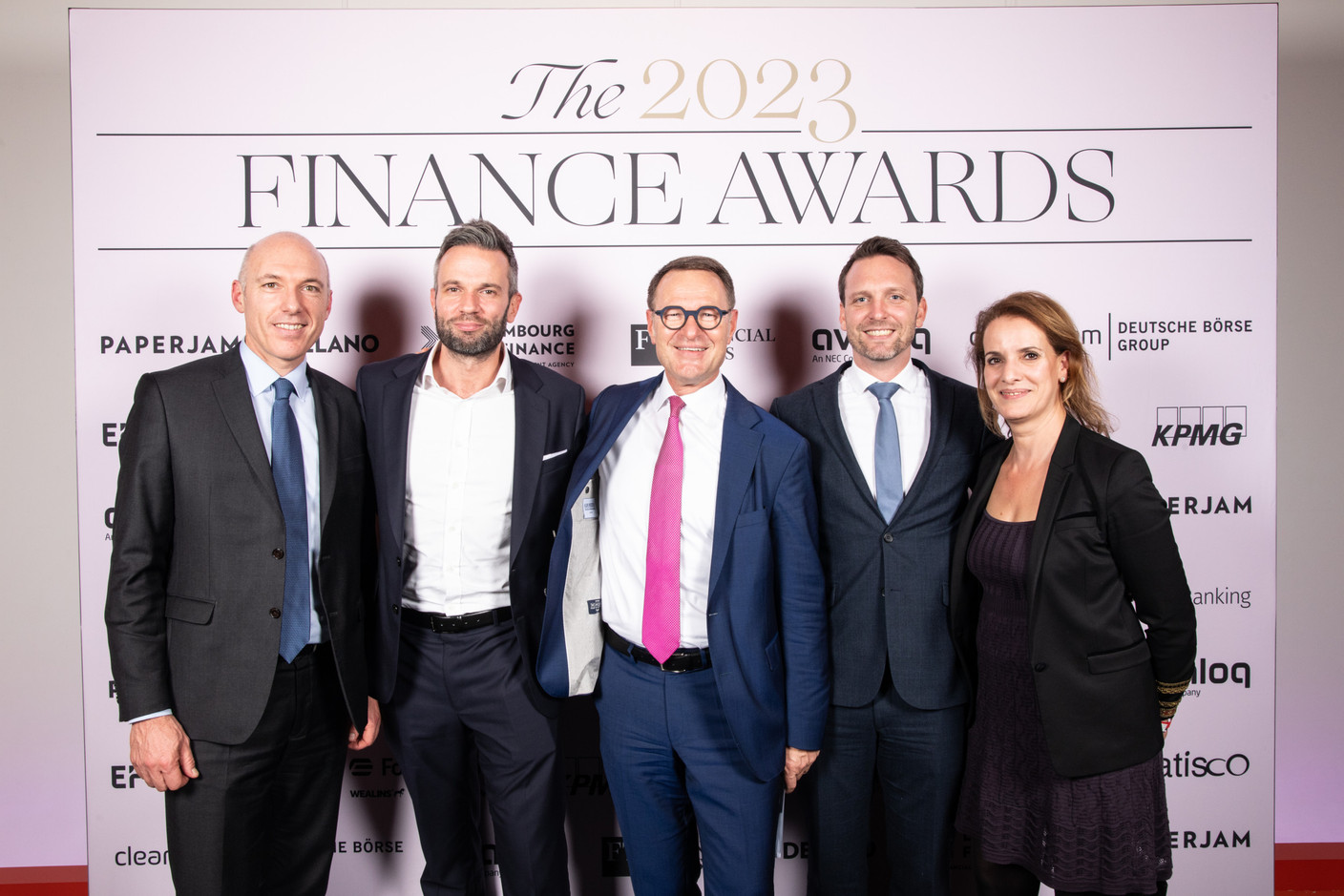 Christophe Despierris, Nicolas Sopel, Stephane Ries, Andy Lommel and Nora Lemhachheche (Quintet) at the 2023 Finance Awards, which took place on Tuesday 21 November 2023 at Casino 2000 in Mondorf. Photo: Eva Krins and Marie Russillo/Maison Moderne