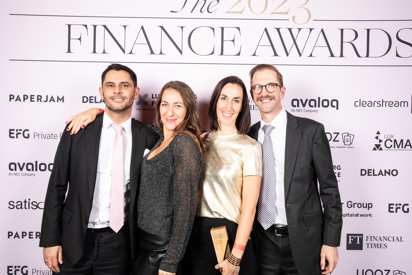 Ray Zubairi (Maison Moderne), Cândida Nedog (Aztec Group), Laetitia Hamon (Luxembourg Stock Exchange) and Peter Brown (Aztec Group) at the 2023 Finance Awards, which took place on Tuesday 21 November 2023 at Casino 2000 in Mondorf. Photo: Eva Krins and Marie Russillo/Maison Moderne