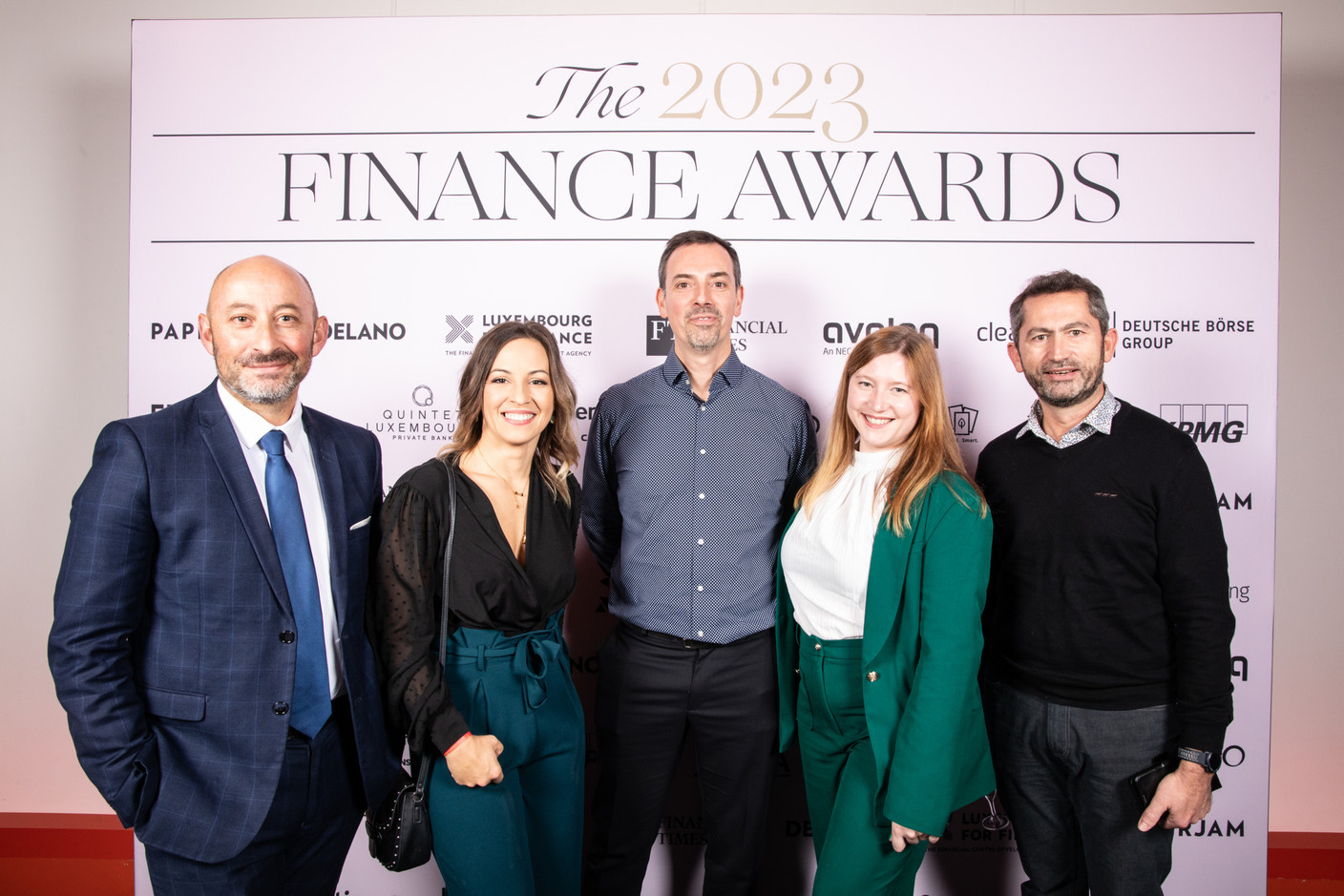 Laurent Marochini (Société Générale), Elodie Duffour and Angélique Legendre (Yooz) at the 2023 Finance Awards, which took place on Tuesday 21 November 2023 at Casino 2000 in Mondorf. Photo: Eva Krins and Marie Russillo/Maison Moderne