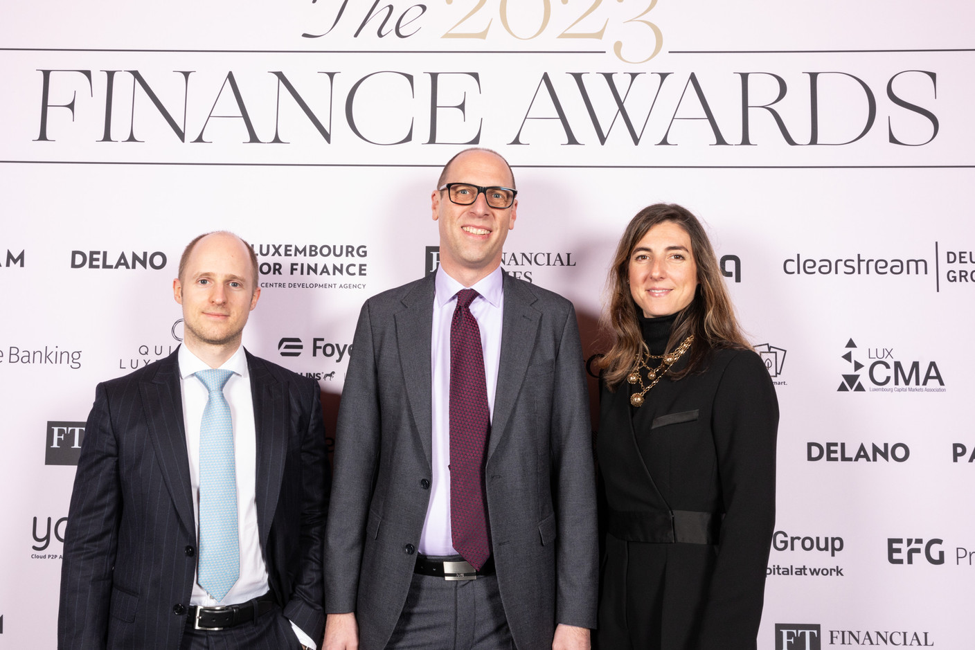 Adrien Pierre (Loyens & Loeff), Michael Schweiger (Amazon) and Noémi Gémesi (Loyens & Loeff) at the 2023 Finance Awards, which took place on Tuesday 21 November 2023 at Casino 2000 in Mondorf. Photo: Eva Krins and Marie Russillo/Maison Moderne