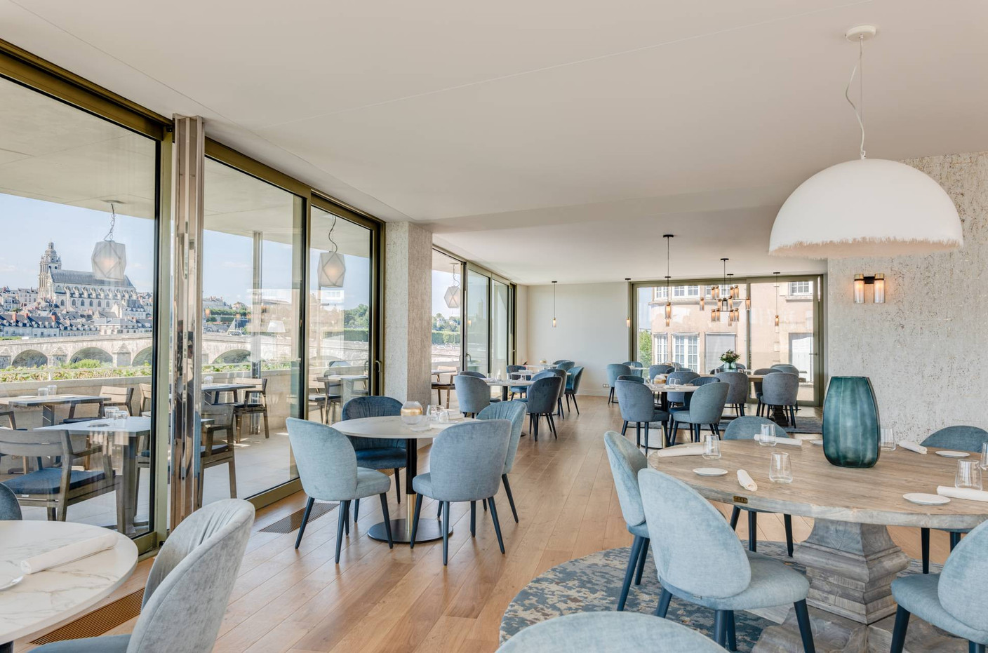 View of the dining room of the gourmet restaurant Amour Blanc, part of the Fleur de Loire estate. Photo: Alexandre Moulard