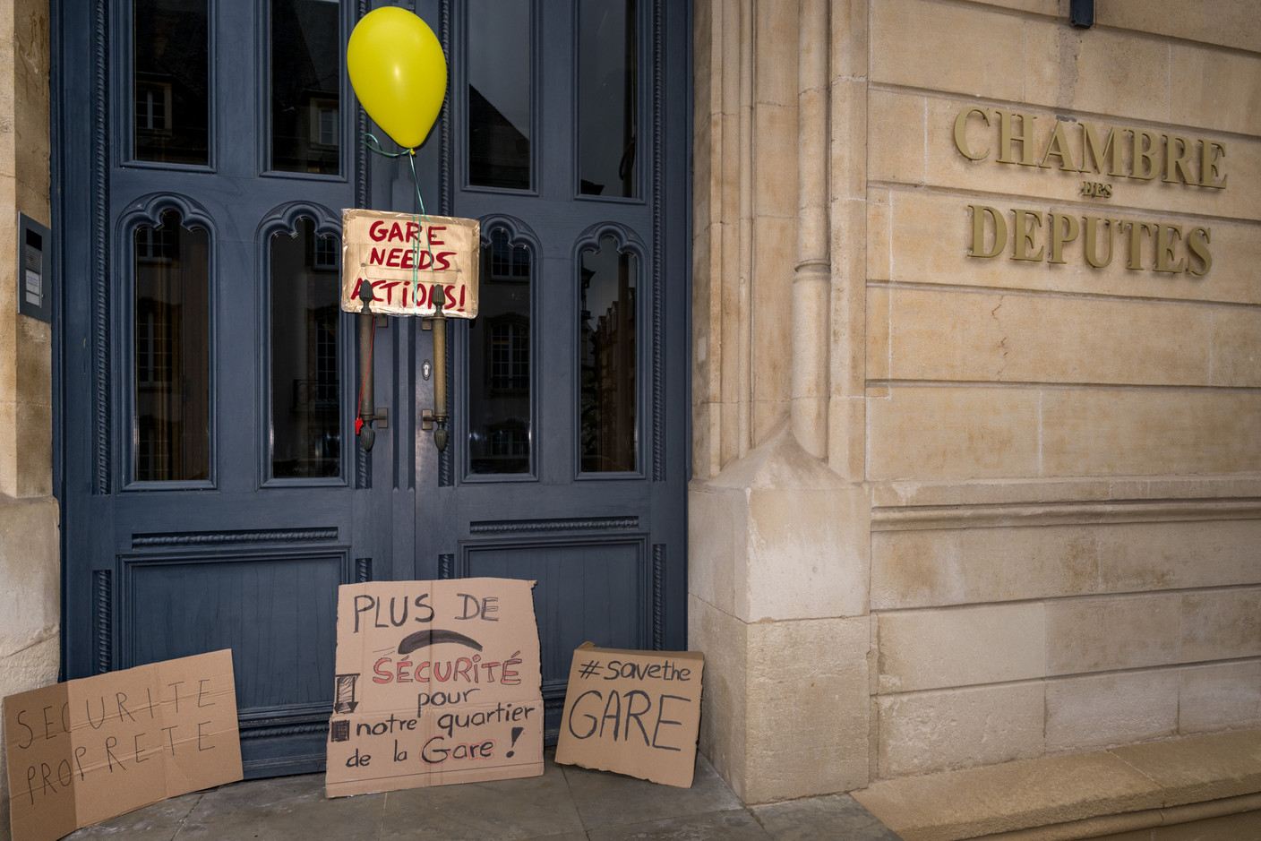 La manifestation s’est terminée devant la Chambre des Députés. (Photo: Nader Ghavami)