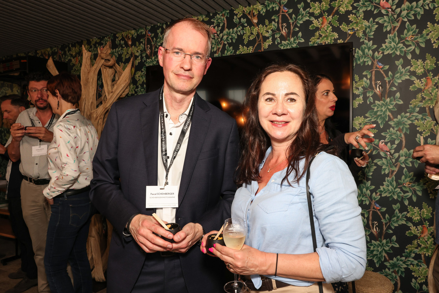 Pascal Schemberger (Schemberger Photographe) et Marta Vacca Vesela (ATSL - Amitiés tchèques et slovaques Luxembourg). Marie Russillo
