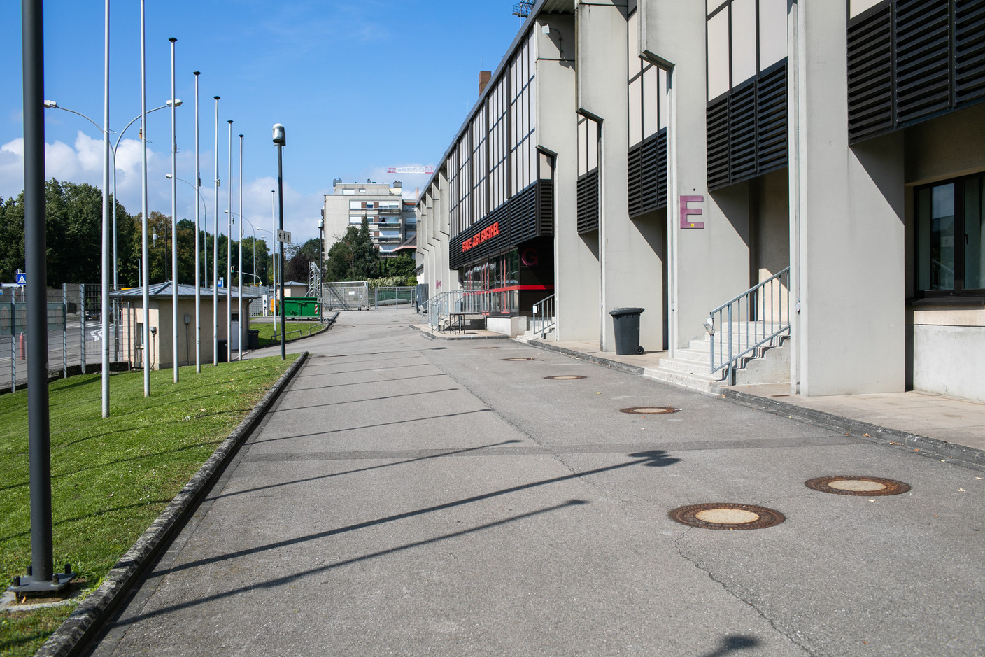 Le périmètre extérieur de l’enceinte. (Photo: Matic Zorman/Maison Moderne)