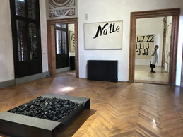 Vue de l’exposition de Jannis Kounellis à la Fondation Prada. ((Photo: Paperjam))