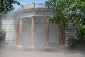 Laure Prouvost, Deep See Blue Surrounding You / Vois Ce Bleu Profond Te Fondre, Pavillon français à la 58e Biennale d’art de Venise, 2019. ((Photo: Giacomo Cosua))