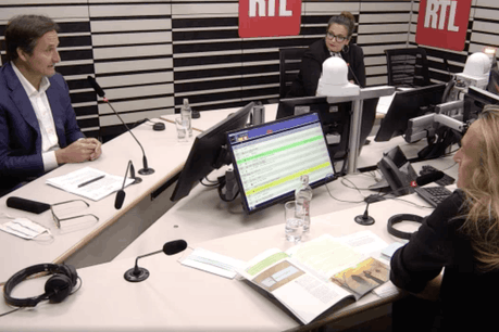 Difficile exercice que de faire débattre des représentants de positions difficilement conciliables. Du moins à l’antenne. (Photo: Capture d’écran/RTL Radio Lëtzebuerg)