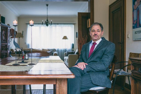 L'ancien journaliste s'est reconverti dans le conseil aux entreprises, sans pour autant perdre ses réflexes de journaliste. (Photo: Sven Becker)
