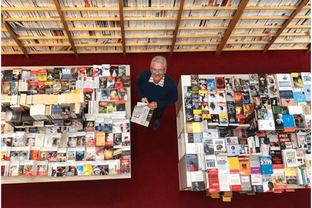 Pour Edmond Donnersbach, la librairie doit s’ouvrir vers d’autres produits. (Photo: Corina Ciocârlie)