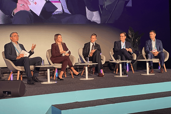 The “Scaling Private Markets for Wealth” panel on 29 October 2026, at the Clearstream’s Global Fund Summit, explored how to meet client demand with institutional-quality execution. Moderated by LPEA CEO Stéphane Pesch, it brought together Fiona de Watazzi (Arendt & Medernach), Boris Maeder (EQT), Lars Kalbreier (Quintet Private Bank) and Neil Hoyne (Ares Wealth Management Solutions), yielding five key takeaways for wealth managers. Photo: Sylvain Barrette