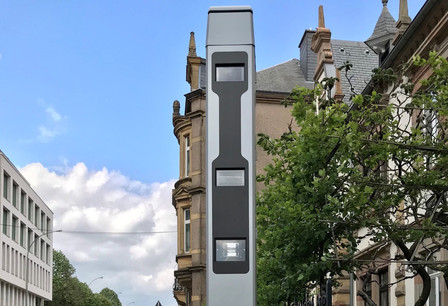 Il balaie toutes les bandes de circulation et contrôle tous les véhicules immatriculés. (Photo: Administration des ponts et chaussées)