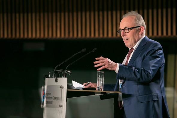 Jacques Elvinger (Elvinger Hoss Prussen) raconte les coulisses de la création du Raif et pointe l’endroit que le Luxembourg devrait défendre avec force. (Photo: Nelson Coelho/@nelsoncoelhofilms)