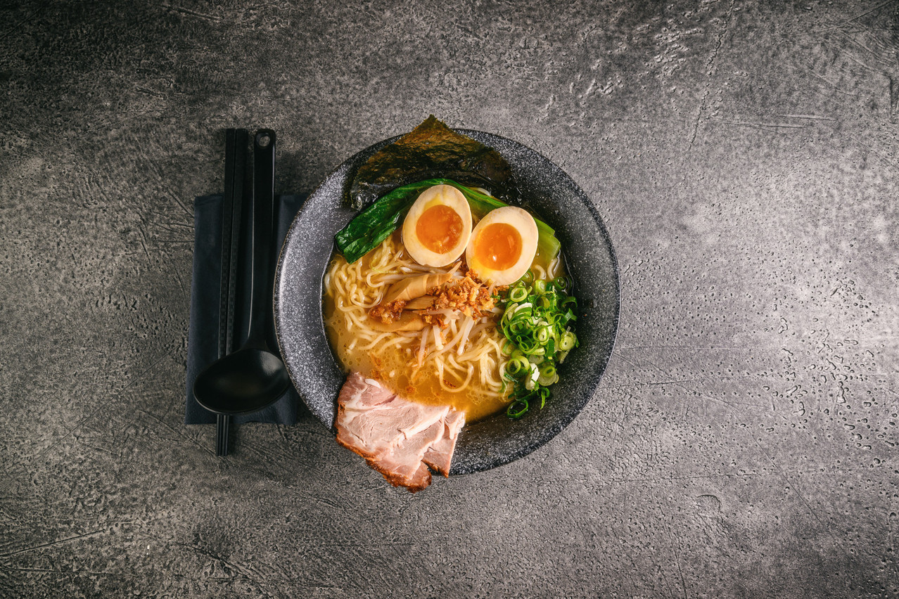 Le ramen est un plat populaire japonais se composant d’un bouillon, de pâtes et de quelques ingrédients complémentaires. (Photo: Marc Lazzarini)