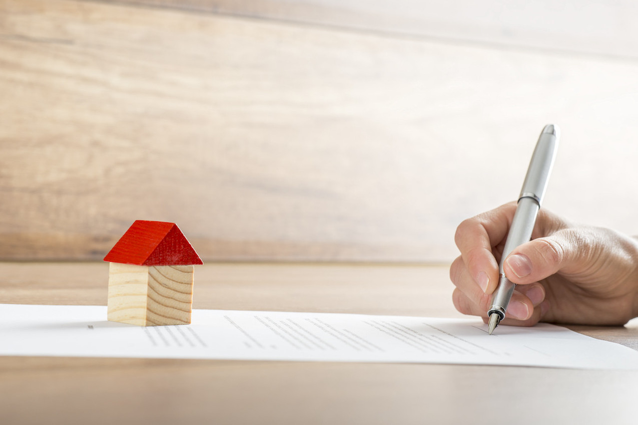 From now on, all residential lease contracts will have to be in writing, failing which they will be null and void. Photo: Shutterstock