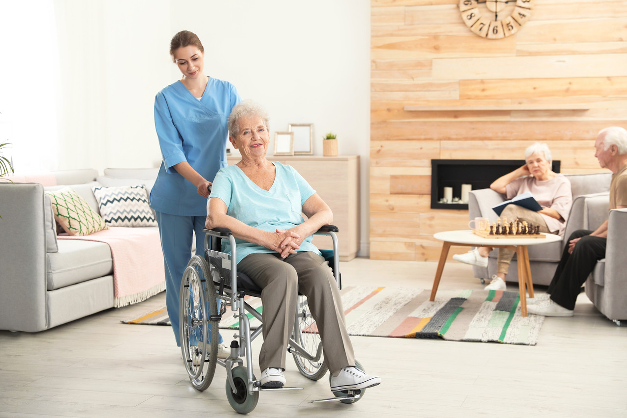 Un registre devrait permettre aux seniors de faire le meilleur choix concernant les structures d’hébergement. (Photo: Shutterstock)
