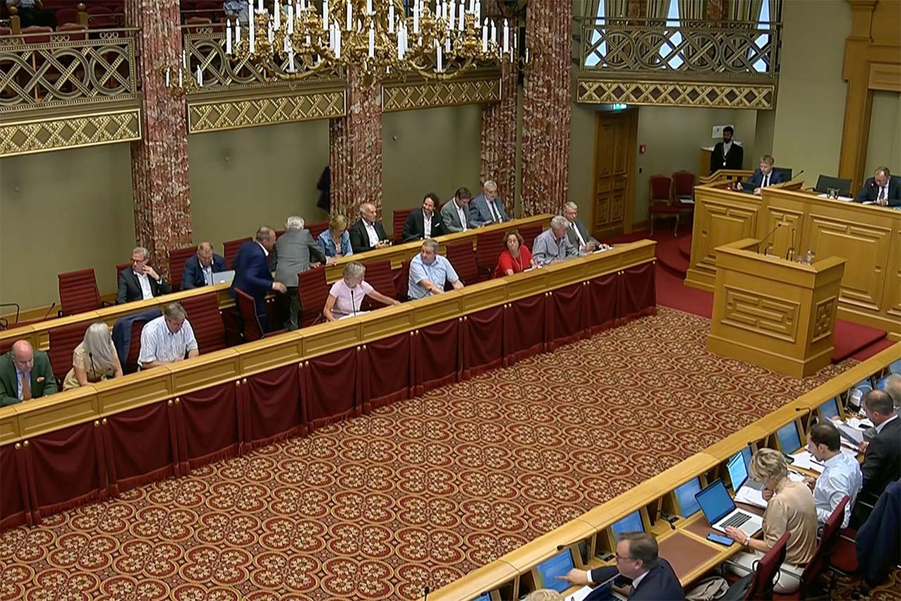 Les députés ont adopté de nouveaux assouplissements de la loi Covid.   (Photo: Capture d’écran de la séance à la Chambre des députés)