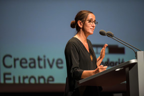 Anna Ramos (Directrice de la Fondation Mies van der Rohe) ((Photo: Nader Ghavami/Maison Moderne))